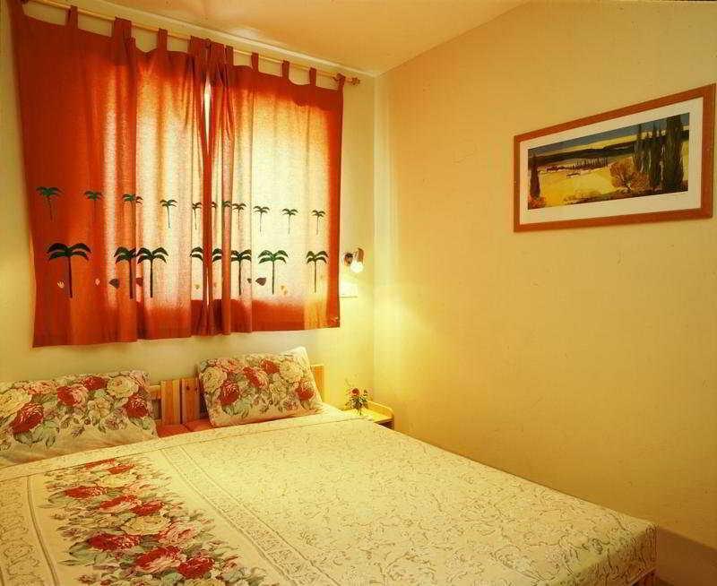Shaar Hagolan Kibbutz Country Lodging Extérieur photo