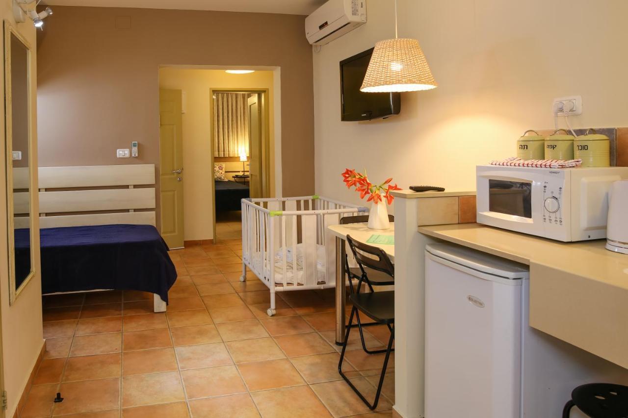 Shaar Hagolan Kibbutz Country Lodging Extérieur photo